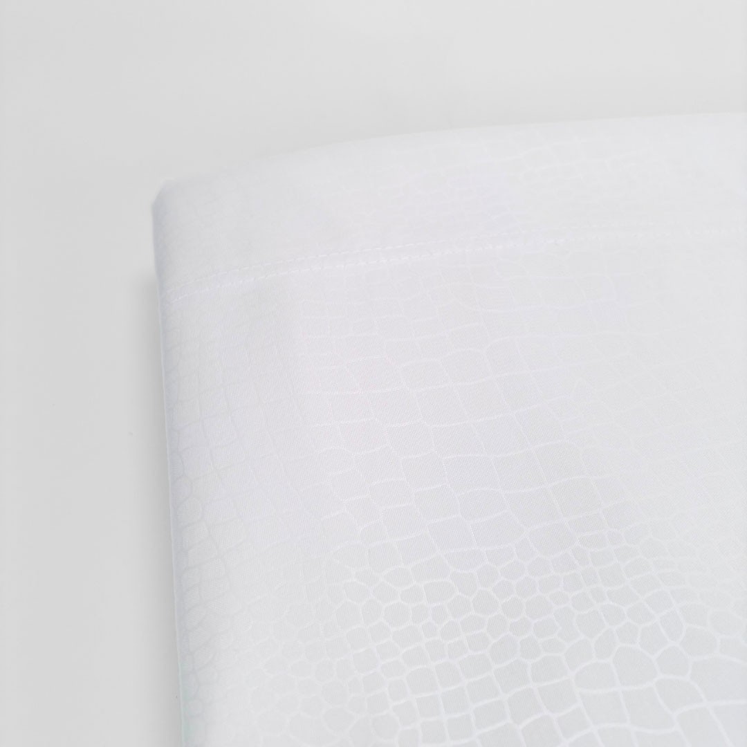 Completo Letto No Stiro Martellato Matrimoniale Bianco per Hotel e BeB