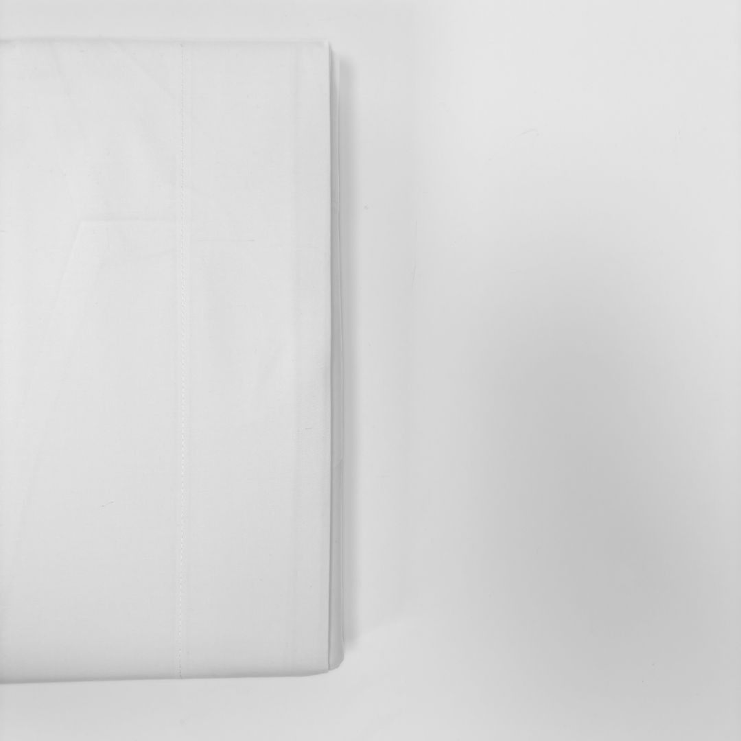 Completo Lenzuola in Percalle di cotone Bianco Matrimoniale 240x290cm Biancaluna Callas